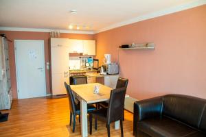 Kuchyň nebo kuchyňský kout v ubytování Zweizimmerwohnung - Ferienwohnung im Sankt Englmar