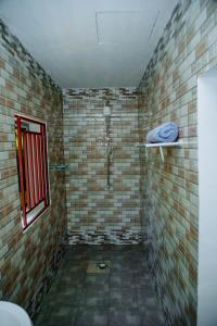 Ένα μπάνιο στο Gangilonga Home's