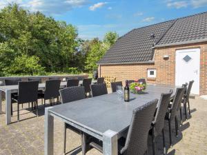 Fotografie z fotogalerie ubytování Holiday Home Løvsangervej v destinaci Nørby