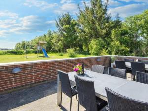Fotografie z fotogalerie ubytování Holiday Home Løvsangervej v destinaci Nørby