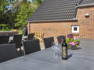 Fotografie z fotogalerie ubytování Holiday Home Løvsangervej v destinaci Nørby