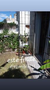 Το κτήριο όπου στεγάζεται  το διαμέρισμα