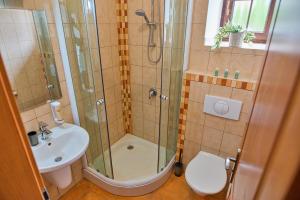 Koupelna v ubytování Hotel U Lípy