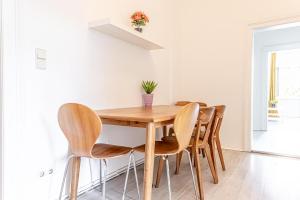 Galeriebild der Unterkunft Comfy 3BR Shared Apartment - U6 Subway, Danube & Millenium City in Wien