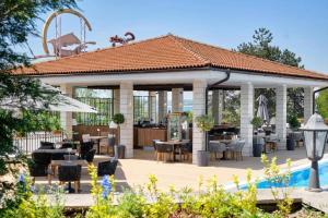 Bazén v ubytování 1 Apartment Verano Del Mar Sozopol nebo v jeho okolí