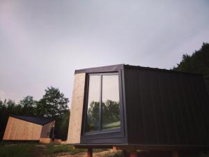 Φωτογραφία από το άλμπουμ του Sabasa Forest Retreat σε Borca +6 φωτογραφίες