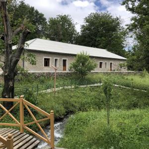 Κήπος έξω από το MusoBarakaNur Guest House