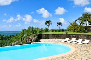 A piscina localizada em THE BAY ou nos arredores