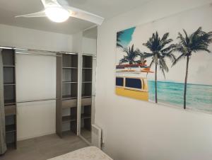 Gallery image of Appartement T2 neuf vue mer en bord de mer in Six-Fours-les-Plages +4 photos