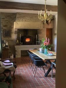 Fotografie z fotogalerie ubytování Manoir medieval du XV ieme siècle v destinaci Minihy-Tréguier