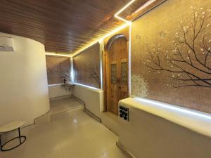 Bagno di Cave Canvas