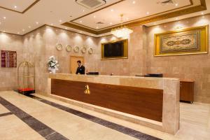 The lobby or reception area at Alrazi Hotel Florya