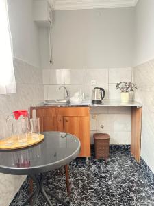Cucina o angolo cottura di Green ToniC Hostel