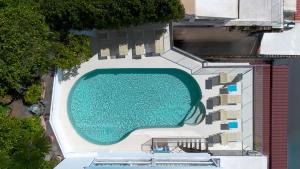 Bazén v ubytování Hotel Eden Roc nebo v jeho okolí