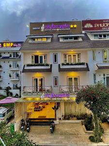 Hoone, kus hotell asub