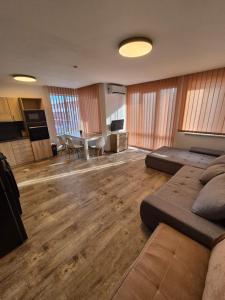 A seating area at Apartmán TTT