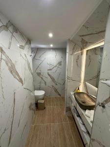 Kúpeľňa v ubytovaní Muoi Luxury Residences