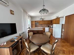 Kuchyň nebo kuchyňský kout v ubytování Apartment Ljubica