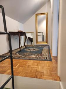 Postel nebo postele na pokoji v ubytování Avrora House FREE parking in OLD TOWN + 2 fotografie