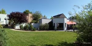 Zahrada ubytování Très belle maison avec SPA extérieur