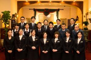 Членове на персонала в Dukes Hotel Hakata