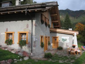 Photo de la galerie de l'établissement Chalet Delle Rose, à Santi di Daone