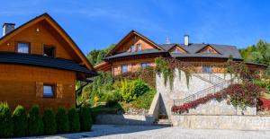 Tòa nhà nơi căn hộ tọa lạc