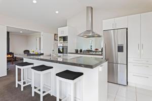 Gallery image of Fabulous in Wharewaka - Wharewaka Holiday Home in Taupo