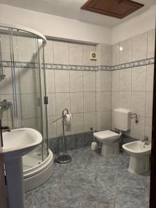 Kúpeľňa v ubytovaní Apartment Tea Katnic