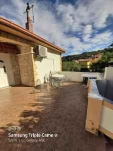 Nespecifikovaný výhled na hory nebo výhled na hory při pohledu z apartmánu