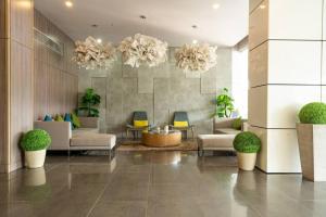 Posezení v ubytování Aeon Towers Apartments I Next to Abreeza Ayala Malls I Prime Location l Fast Wifi l Free Pool I Managed by Bleuspace + 37 fotografií