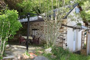 TrébasにあるChalet climatisé en bordure de rivière mansardéeのギャラリーの写真