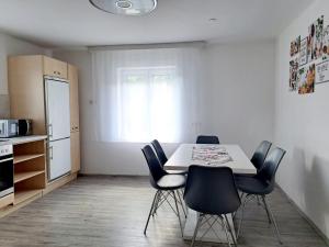 Kuchyň nebo kuchyňský kout v ubytování Ferienwohnung Kapar