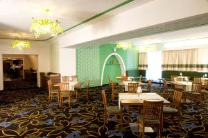 Restaurace v ubytování AKTIVHOTEL Weisser Hirsch