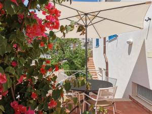 Balkon lub taras w obiekcie Bouganville Home