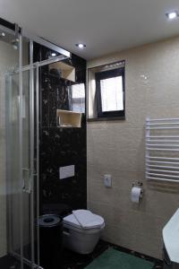 Koupelna v ubytování Apartmán NAVRCHU