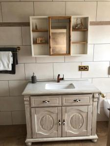Gambar di galeri bagi Ferienwohnung Enzo di Langenhorn +5 gambar