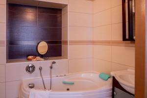 Koupelna v ubytování Hotel Praga + 37 fotografií