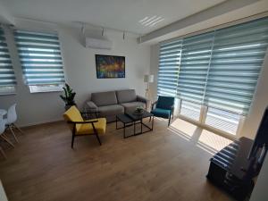 Posezení v ubytování Sunflower Apartments