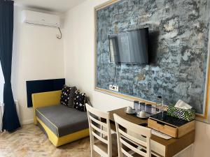 Μια τηλεόραση ή/και κέντρο ψυχαγωγίας στο CASA CIUC