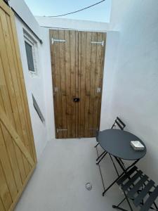Kép White Sand Jacuzzi Suite szállásáról Íoszban a galériában