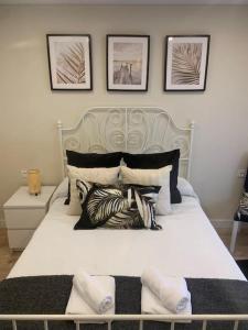 Postel nebo postele na pokoji v ubytování Piso luminoso en Villaviciosa