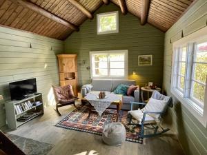 Fotografie z fotogalerie ubytování Koselig hytte på eget tun med varmtvanns utedusj v destinaci Ås + 24 fotografií