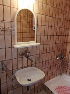 Koupelna v ubytování Lovely studio apartment in Budva