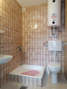 Koupelna v ubytování Lovely studio apartment in Budva