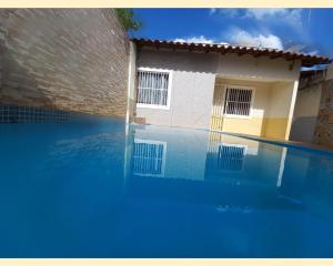 Bazén v ubytování Br 040, perto de Luziânia e Valparaiso, Casa 5 nebo v jeho okolí