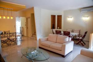 Fotografia z galérie ubytovania Luxurious west side maisonette in Alexandroupolis v destinácii Alexandrupoli