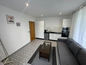 Kuchyň nebo kuchyňský kout v ubytování L'étoile de Seine 77 Appartement 3