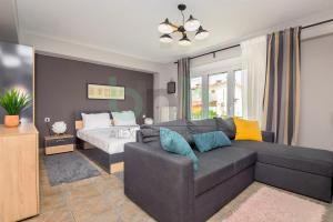 Гостиная зона в Seaside Apartment