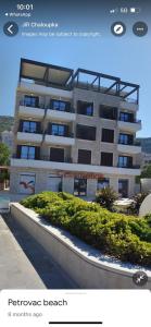 a picture of a large apartment building at Mar Azul Apartments Petrovac in Petrovac na Moru